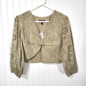 Express | NWT Eyelet Cropped V-Neck Top Green Medium